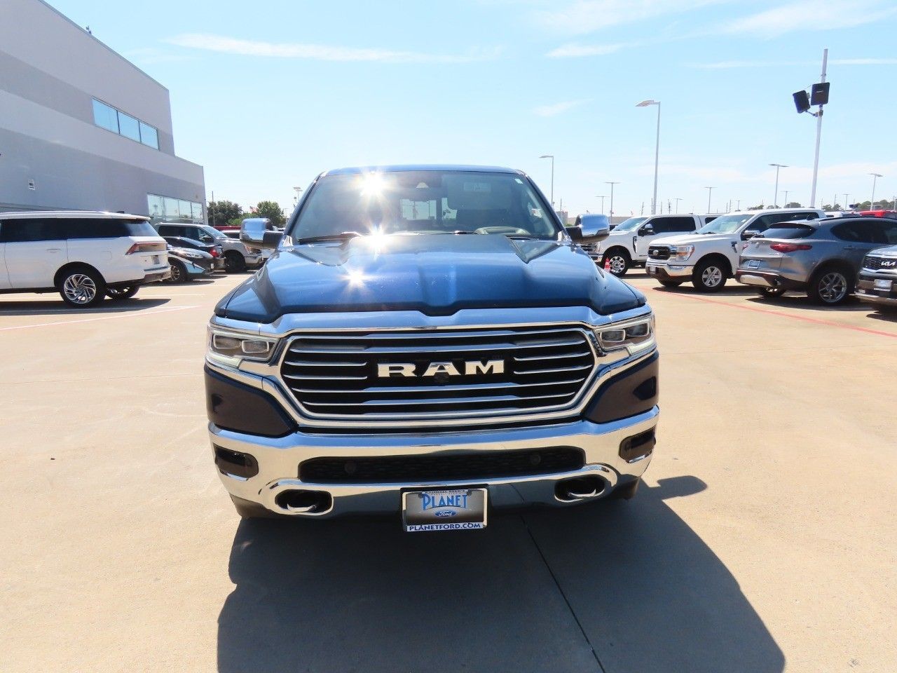 2023 Ram 1500 Longhorn photo 4