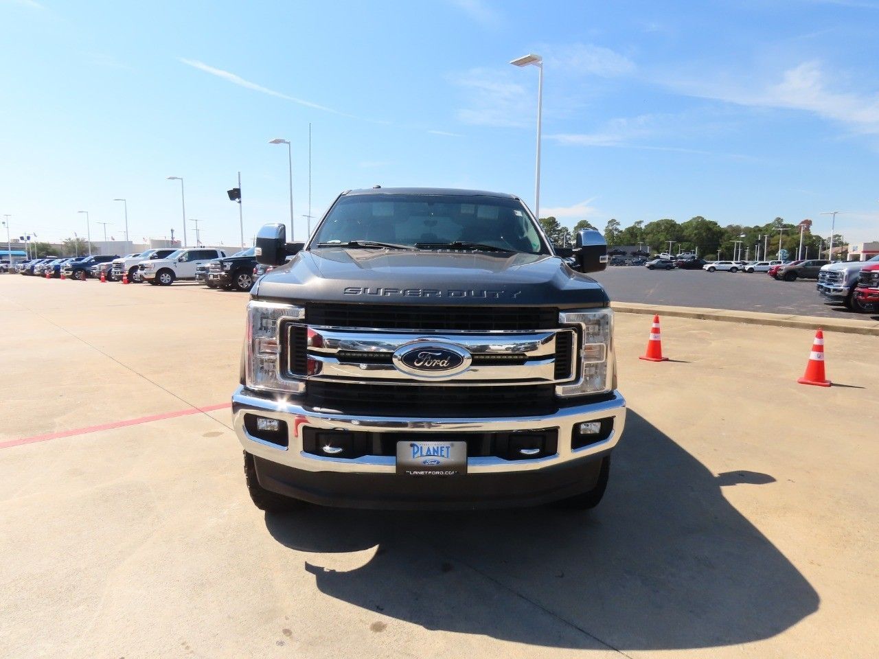 2017 Ford F-250 XLT photo 4
