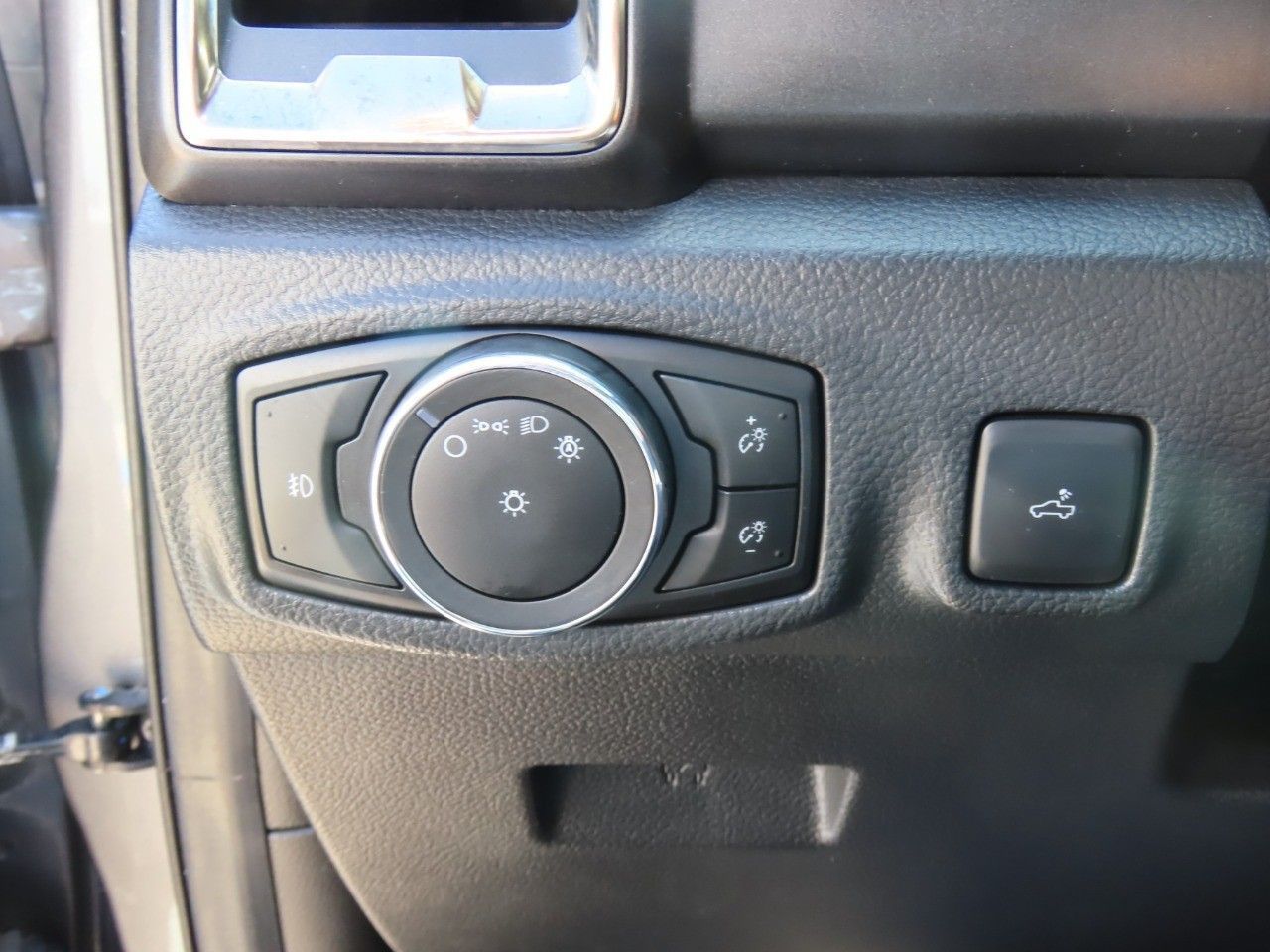 2023 Ford Ranger XLT photo 24