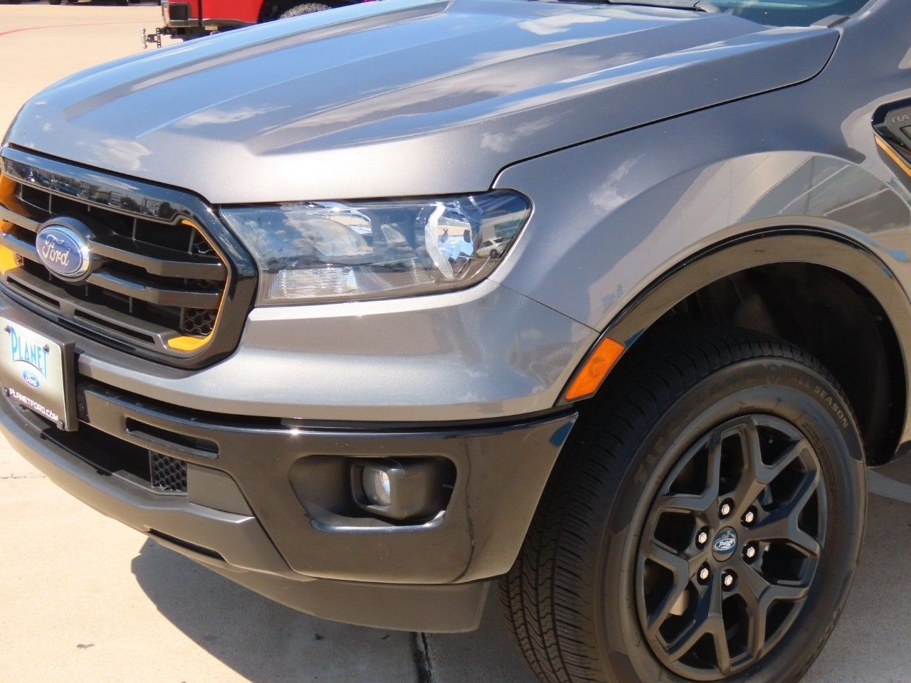 2023 Ford Ranger XLT photo 3