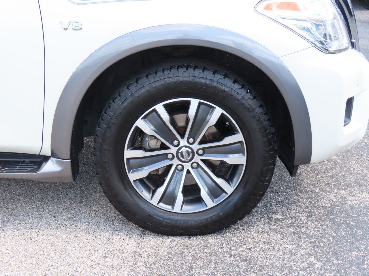 2019 Nissan Armada SL photo 6