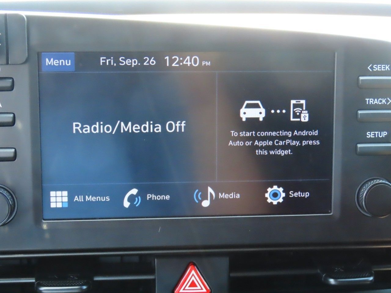 2025 Hyundai Elantra SEL photo 24