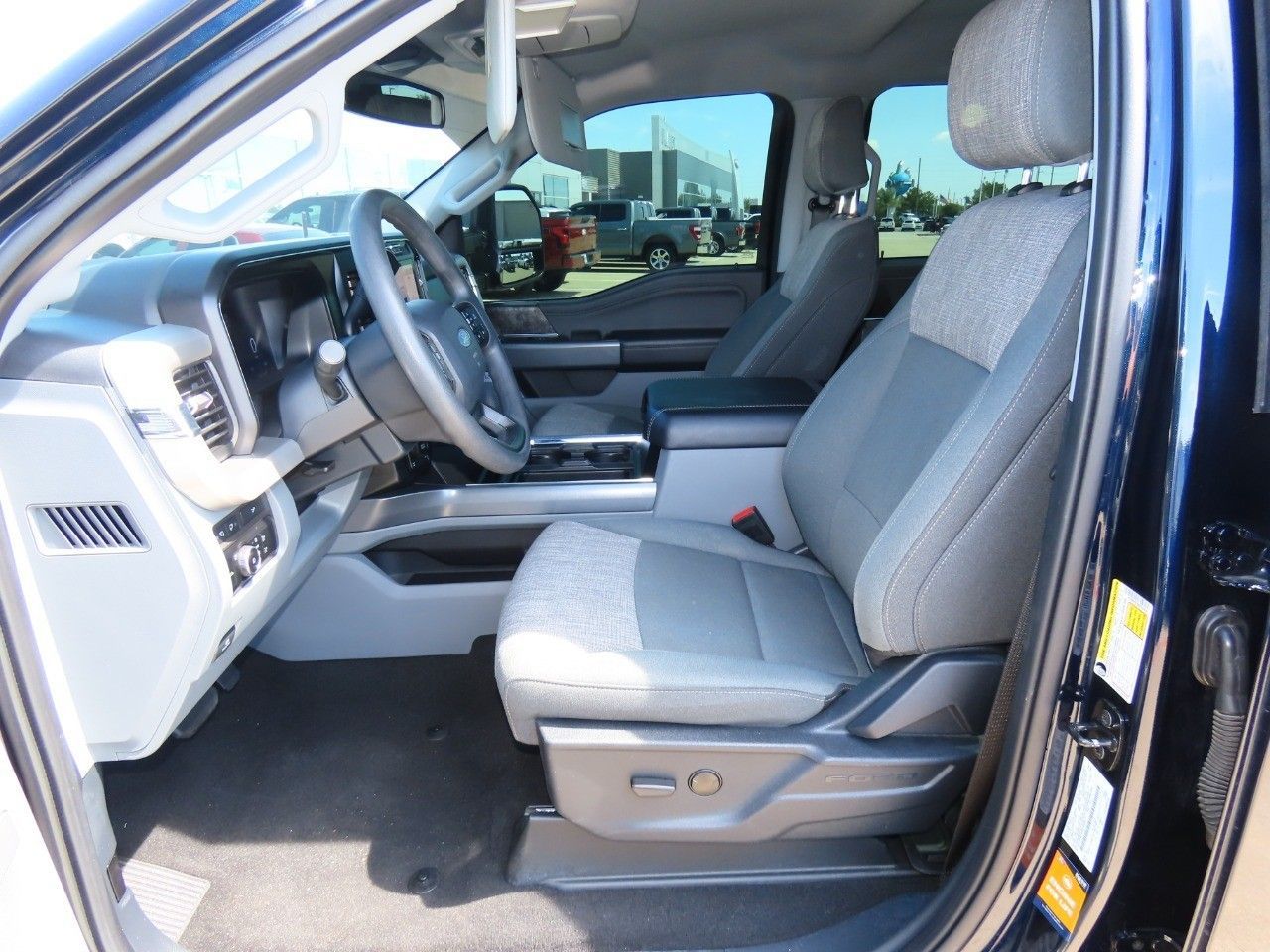 2024 Ford F-250 XLT photo 24
