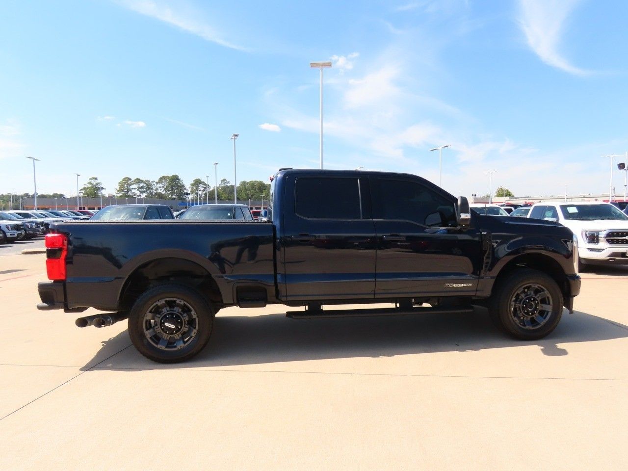 2024 Ford F-250 XLT photo 8