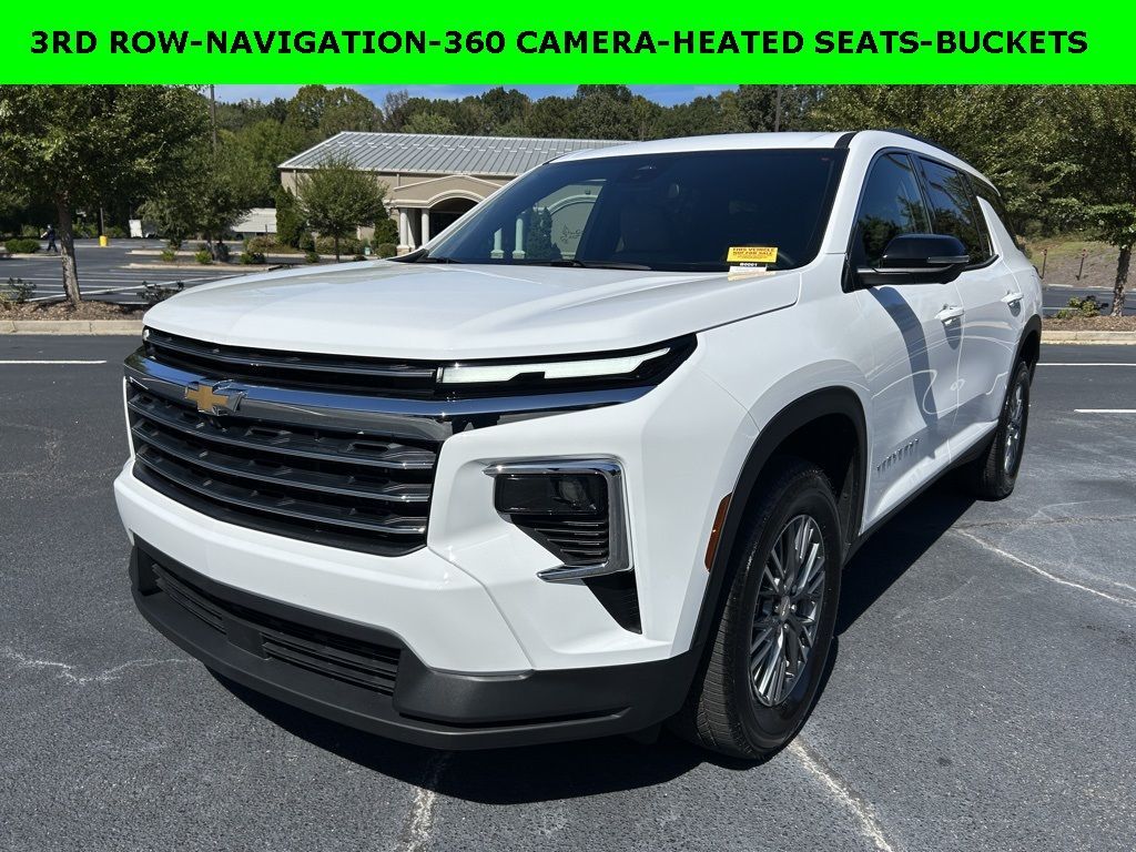 Used 2025 Chevrolet Traverse