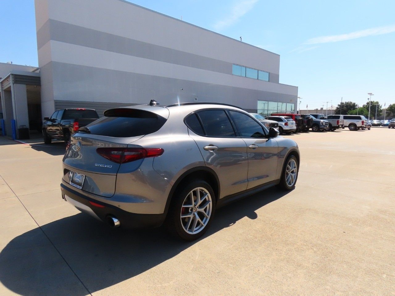 2018 Alfa Romeo Stelvio Ti Sport photo 8