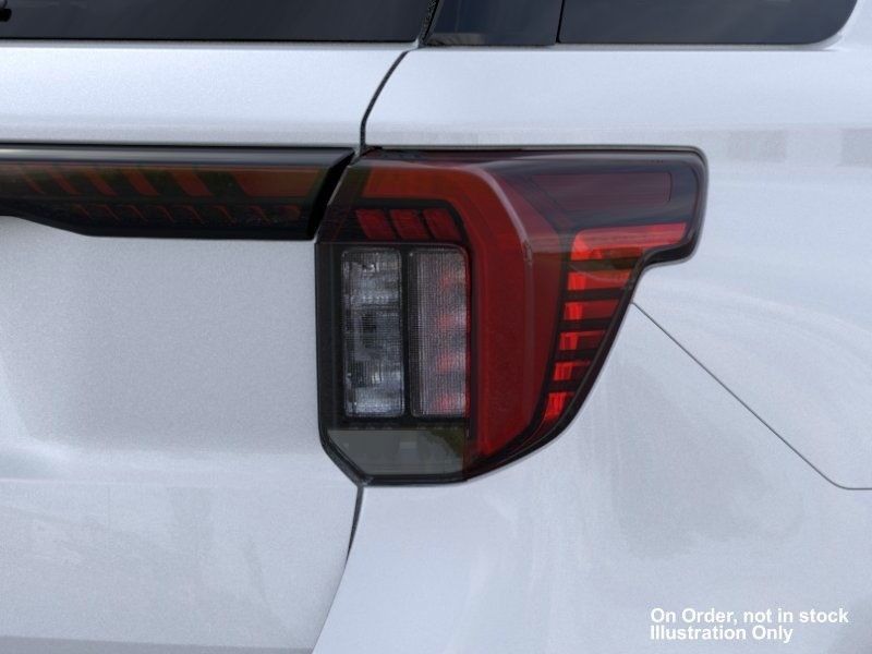 2026 Ford Explorer photo 13