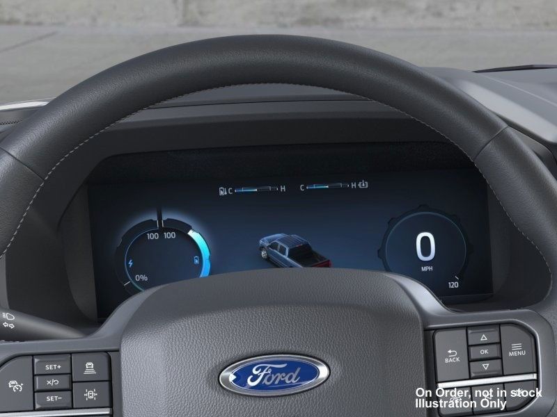 2025 Ford F-150 Lightning photo 4