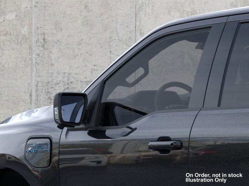 2025 Ford F-150 Lightning photo 9