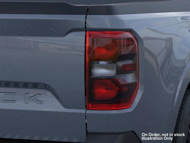 2026 Ford Maverick XLT photo 13