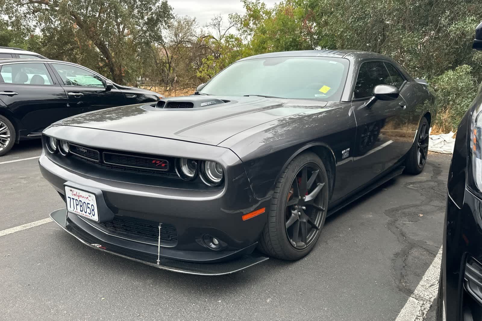 Used 2016 Dodge Challenger