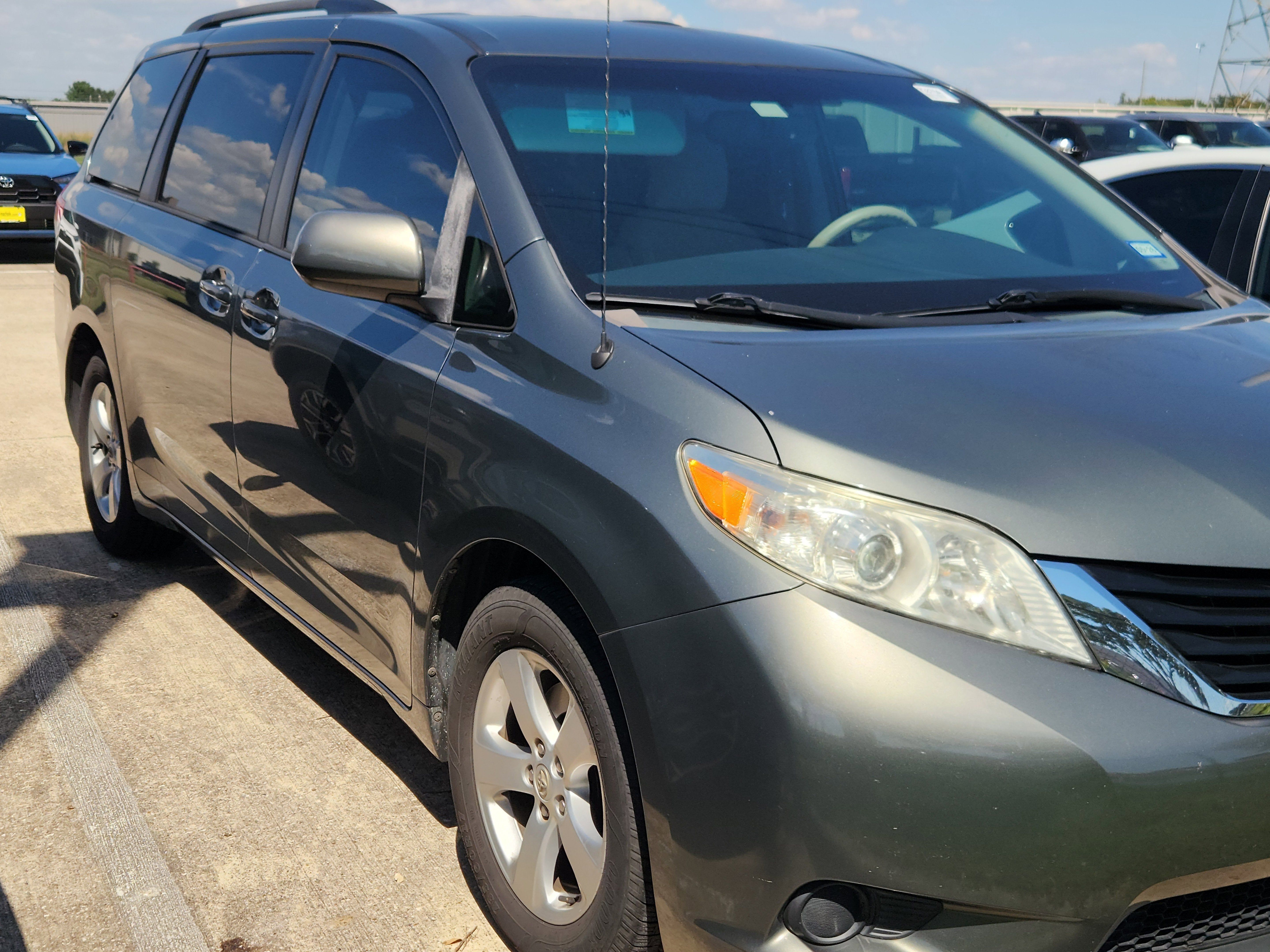 Used 2014 Toyota Sienna