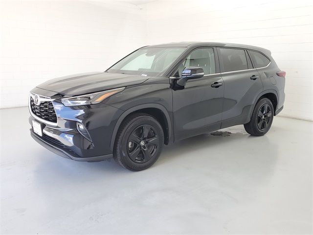 Used 2024 Toyota Highlander