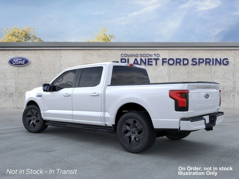 2025 Ford F-150 Lightning Lariat photo 4