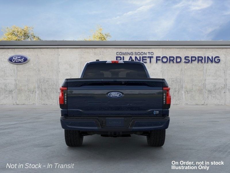 2025 Ford F-150 Lightning Lariat photo 3