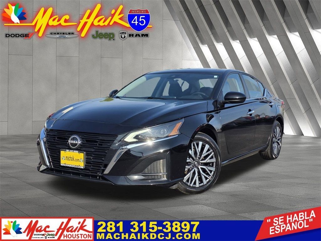 Used 2023 Nissan Altima