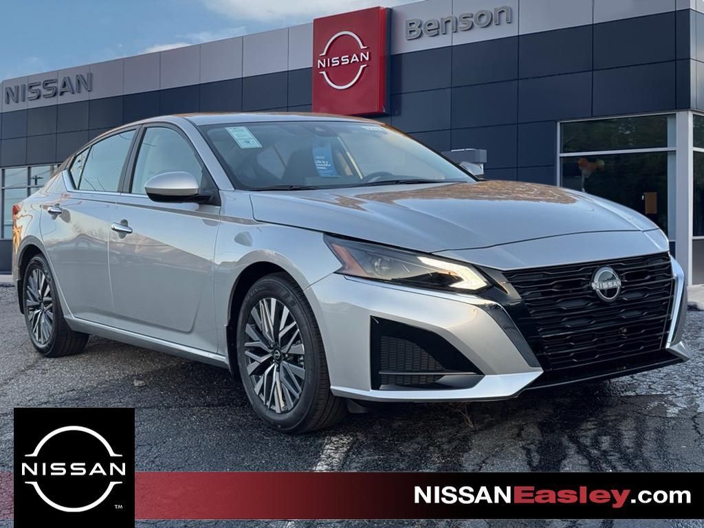 New 2025 Nissan Altima