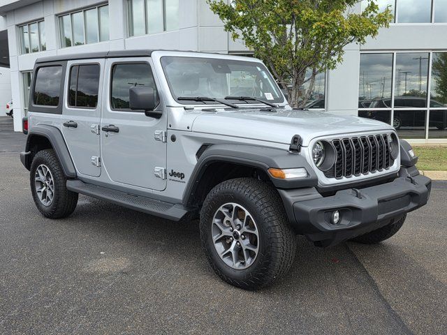 Used 2024 Jeep Wrangler