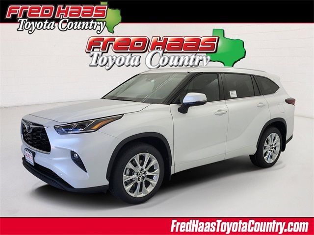 New 2026 Toyota Highlander