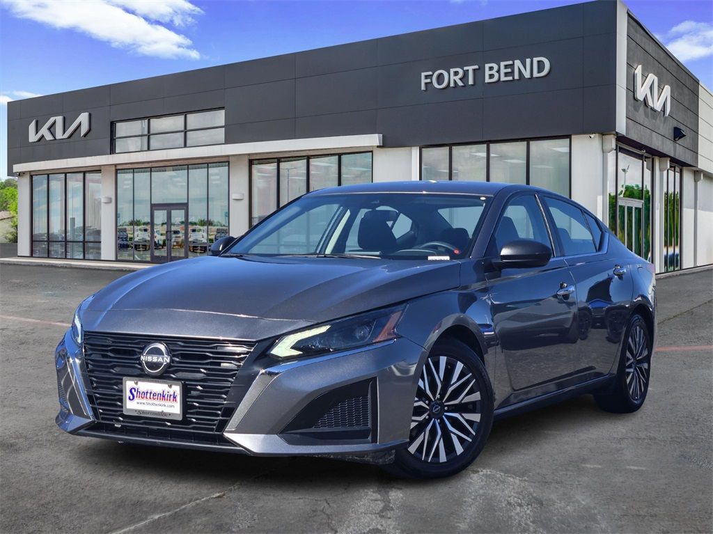 Used 2024 Nissan Altima