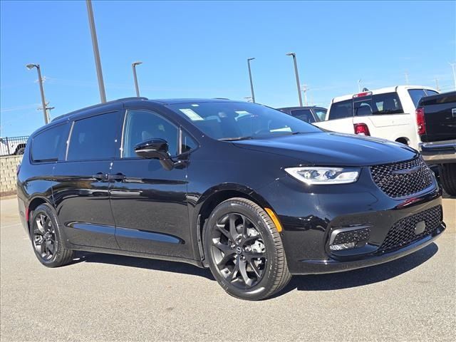 New 2026 Chrysler Pacifica