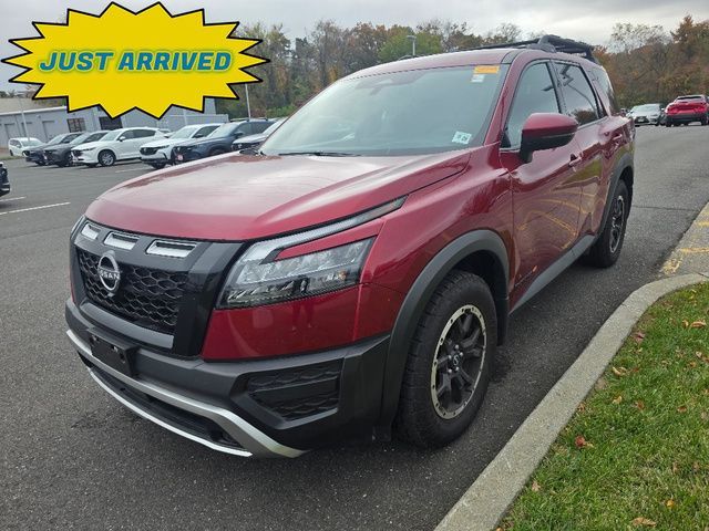 Used 2023 Nissan Pathfinder