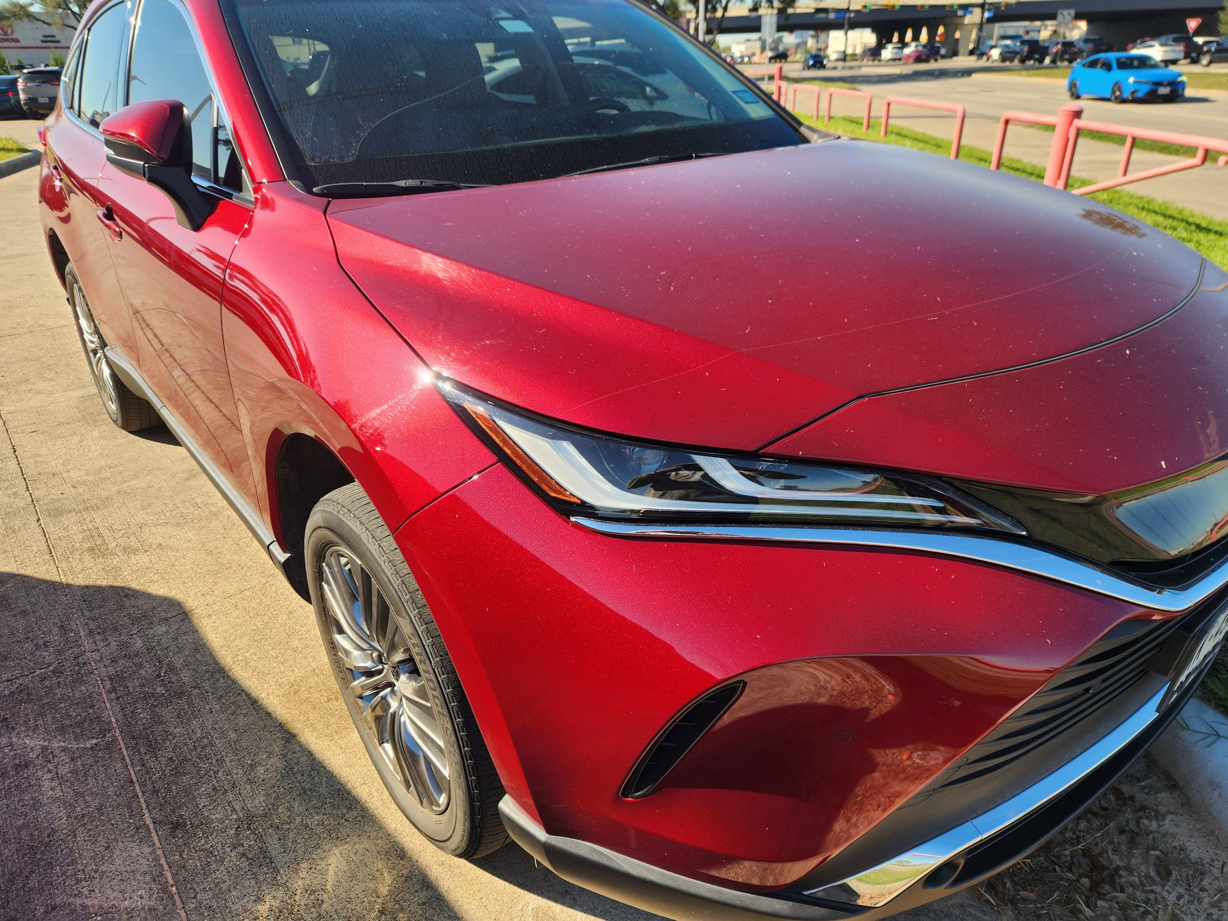 Used 2023 Toyota Venza