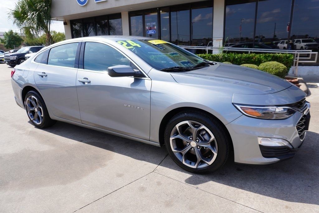 Used 2024 Chevrolet Malibu