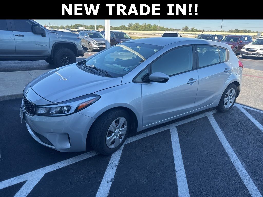 Used 2017 Kia Forte5