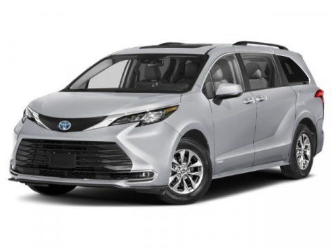 Used 2022 Toyota Sienna