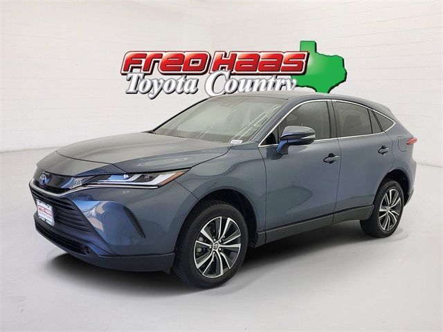Used 2023 Toyota Venza