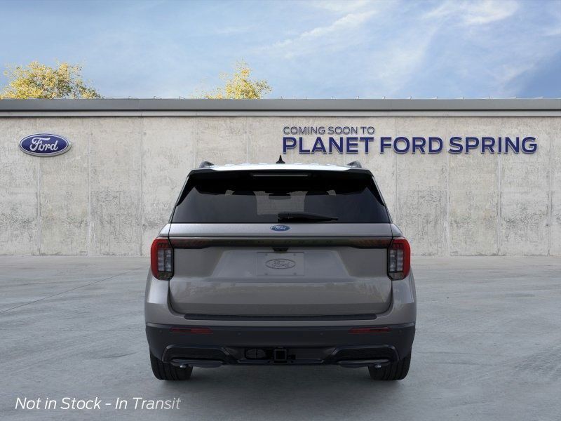 2026 Ford Explorer ST-Line photo 4