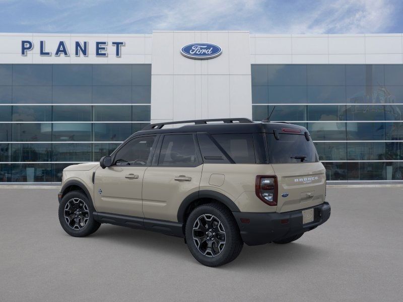 2025 Ford Bronco Sport Outer Banks photo 3