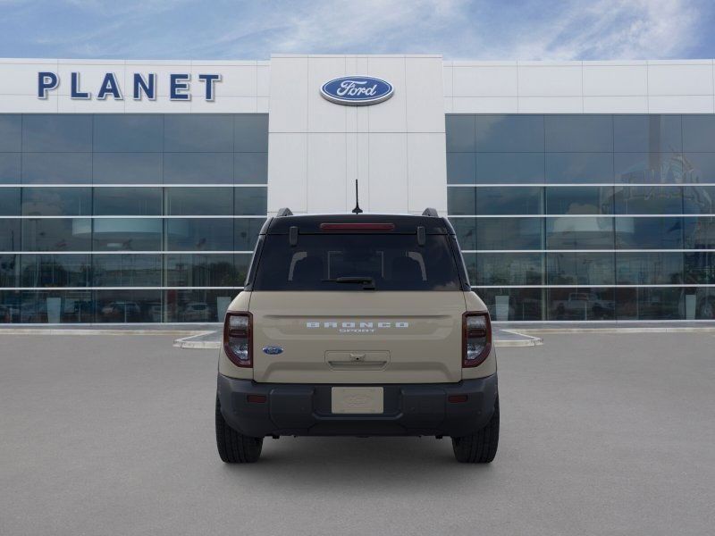 2025 Ford Bronco Sport Outer Banks photo 4