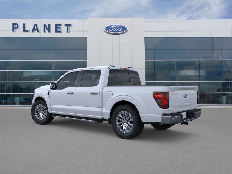 2025 Ford F-150 XLT photo 2