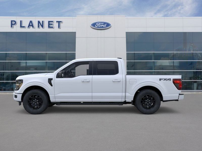 2025 Ford F-150 XLT photo 2