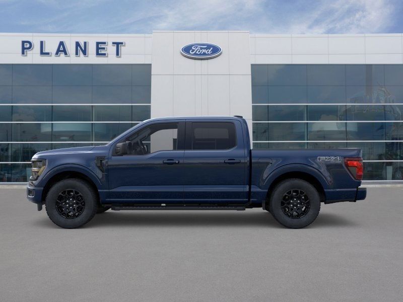2025 Ford F-150 XLT photo 3