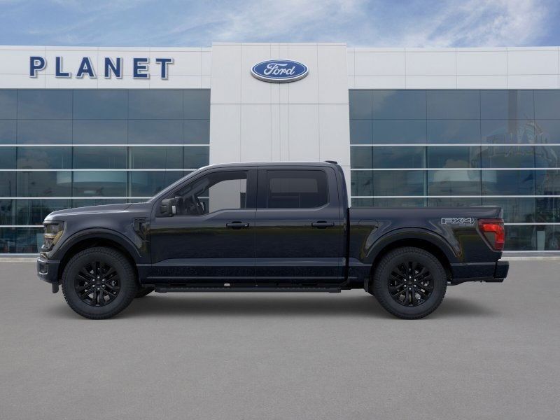 2025 Ford F-150 XLT photo 3