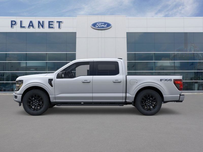2025 Ford F-150 XLT photo 3
