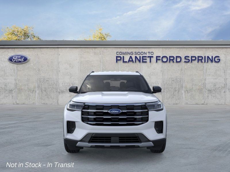 2026 Ford Explorer photo 4