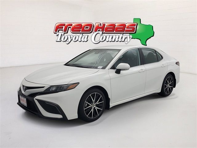 Used 2023 Toyota Camry