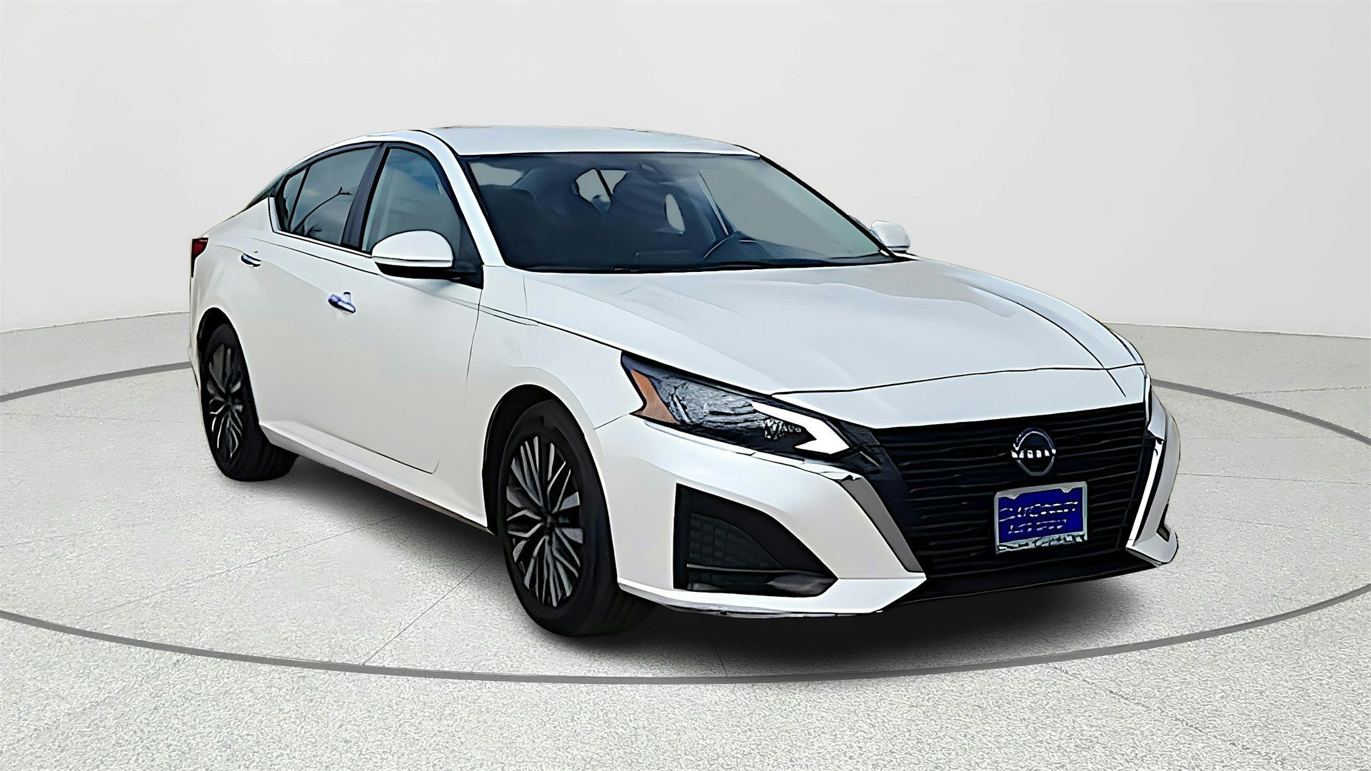 Used 2023 Nissan Altima