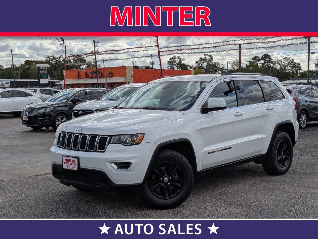 2017 Jeep Grand Cherokee Laredo E's photo