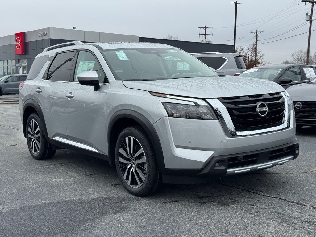 New 2025 Nissan Pathfinder