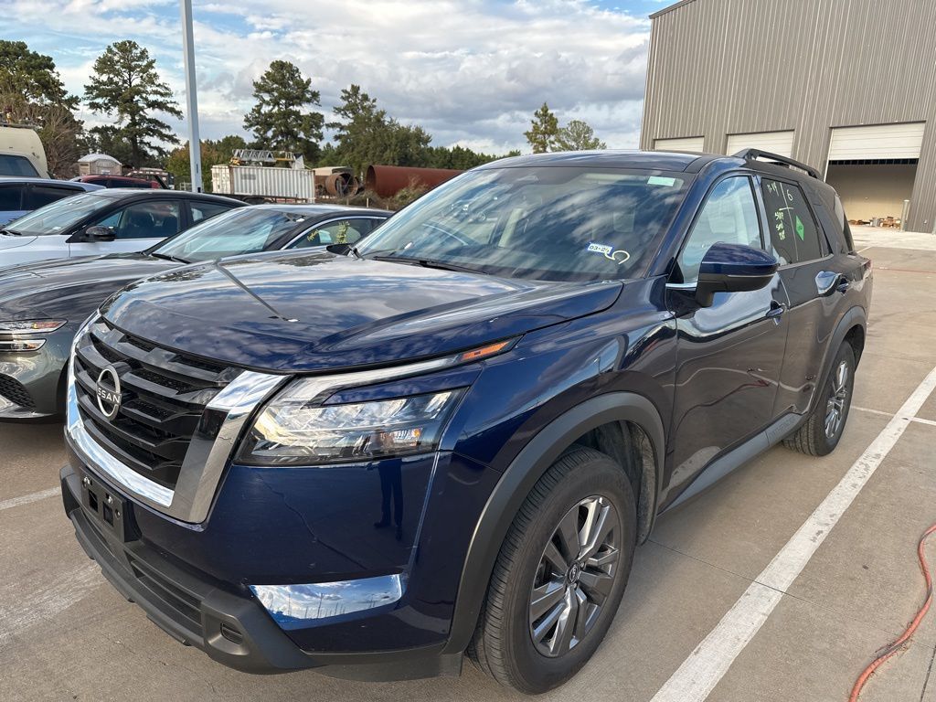 Used 2025 Nissan Pathfinder