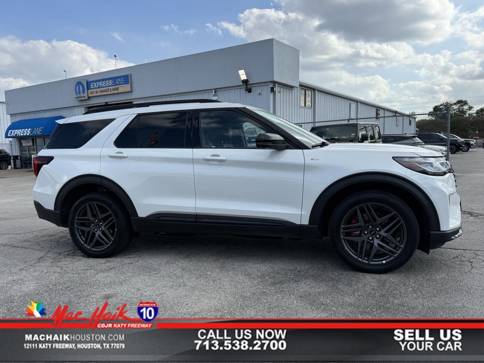 Used 2025 Ford Explorer