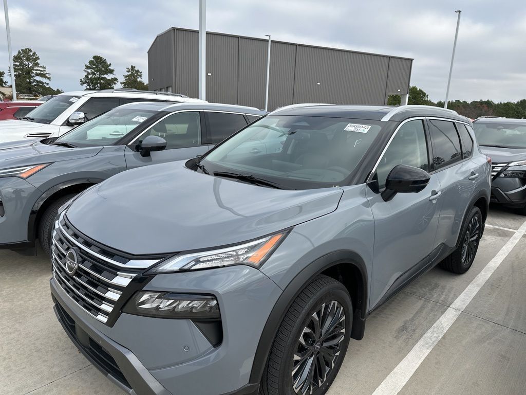 Used 2025 Nissan Rogue