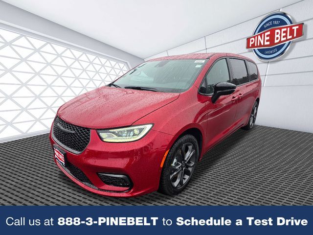 New 2026 Chrysler Pacifica