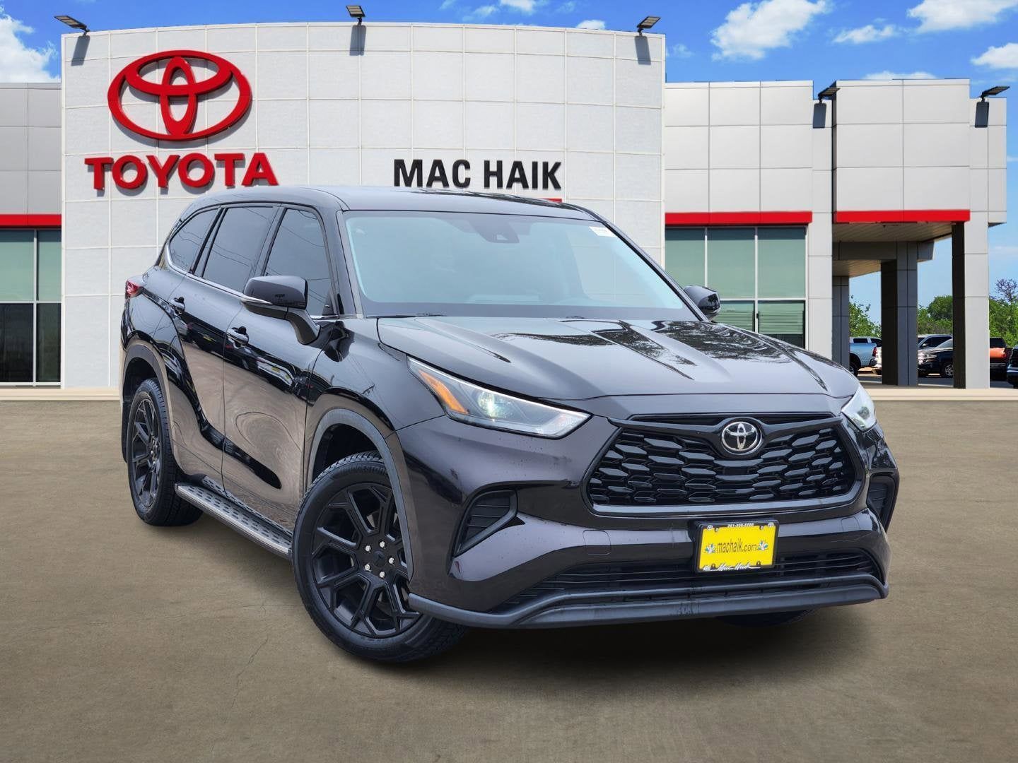 Used 2022 Toyota Highlander