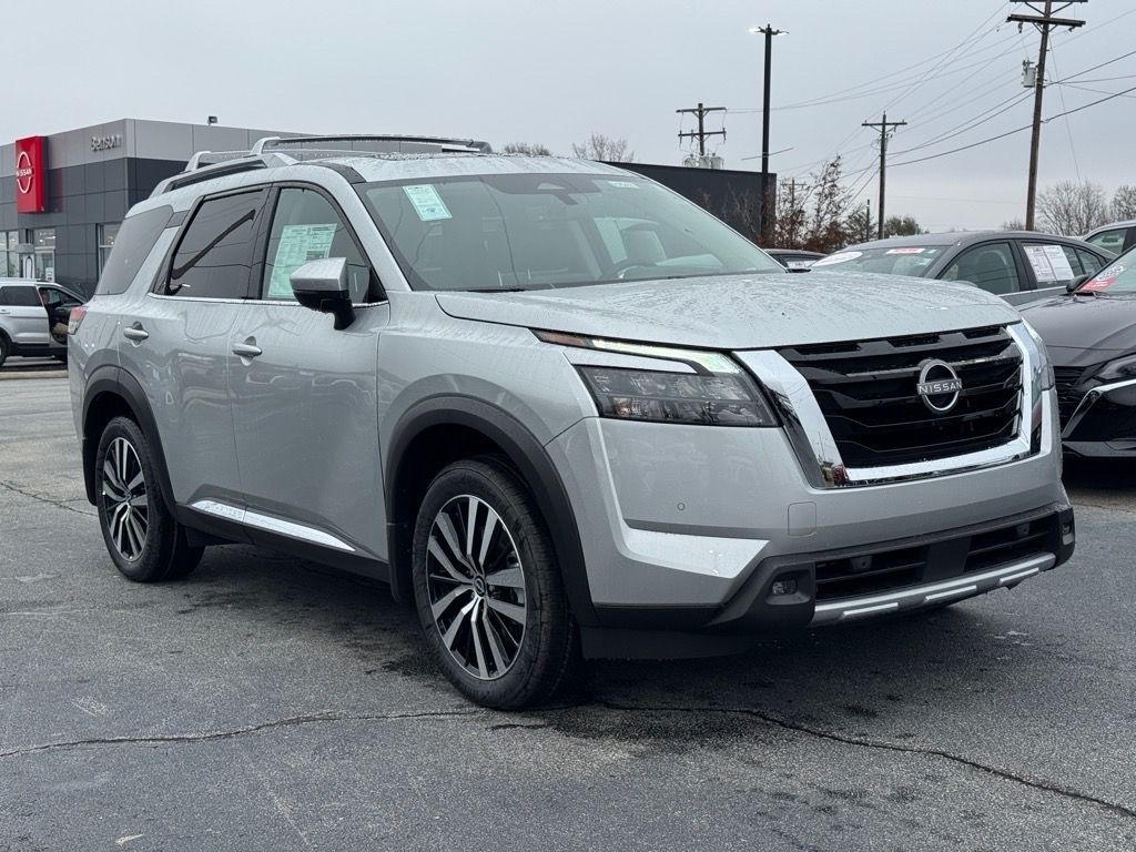 New 2025 Nissan Pathfinder